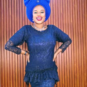 Fadeshola Gele